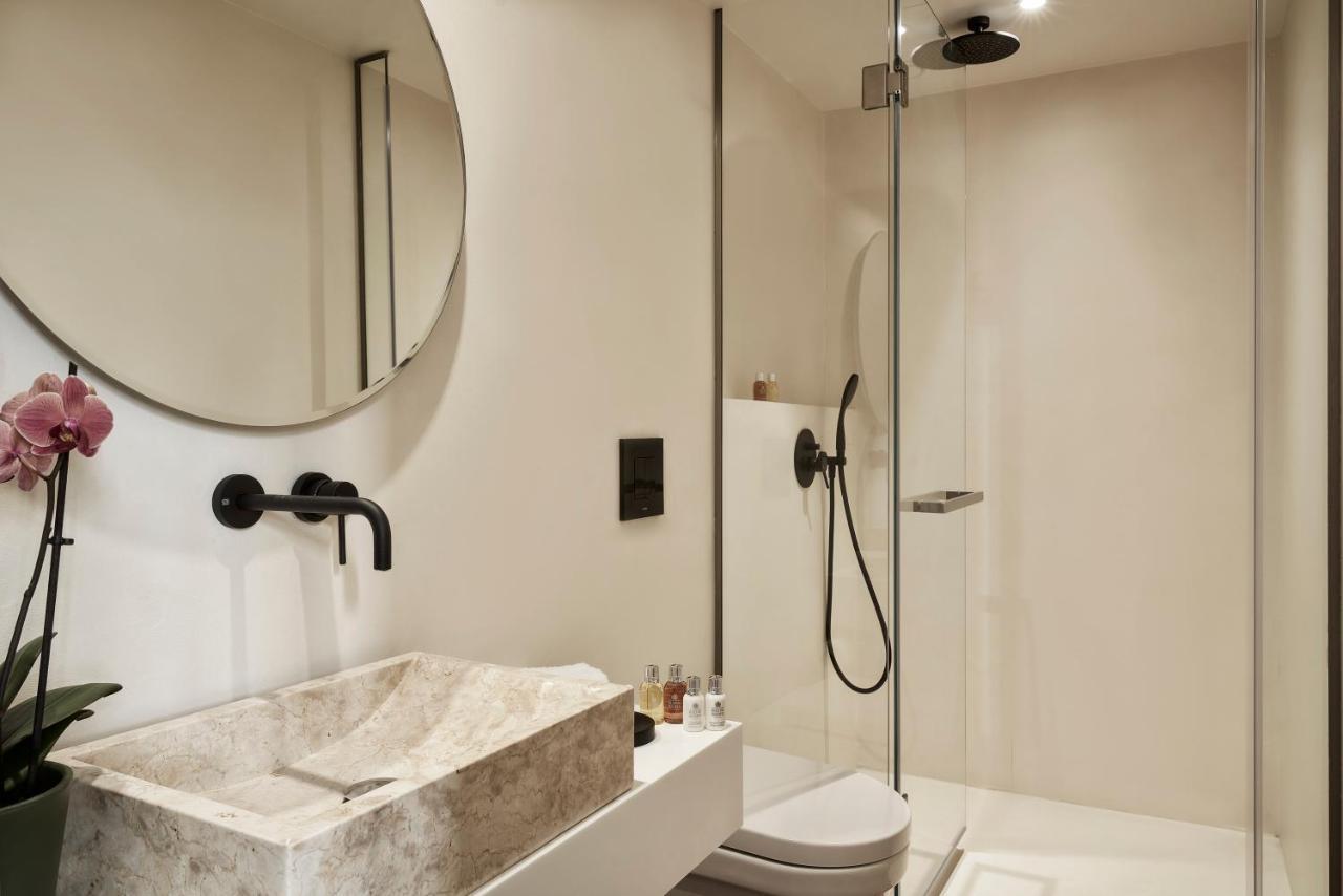 Vasi Hotel Athena Bagian luar foto