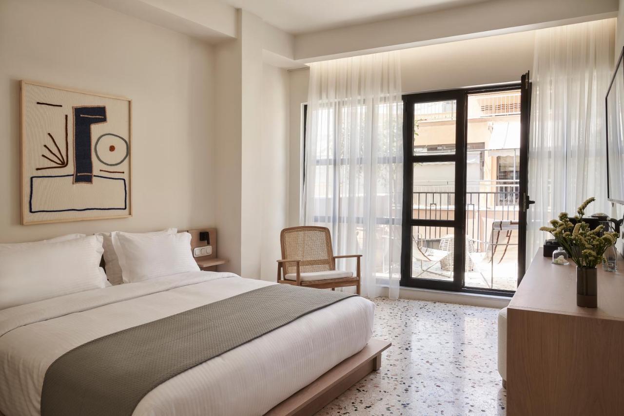 Vasi Hotel Athena Bagian luar foto