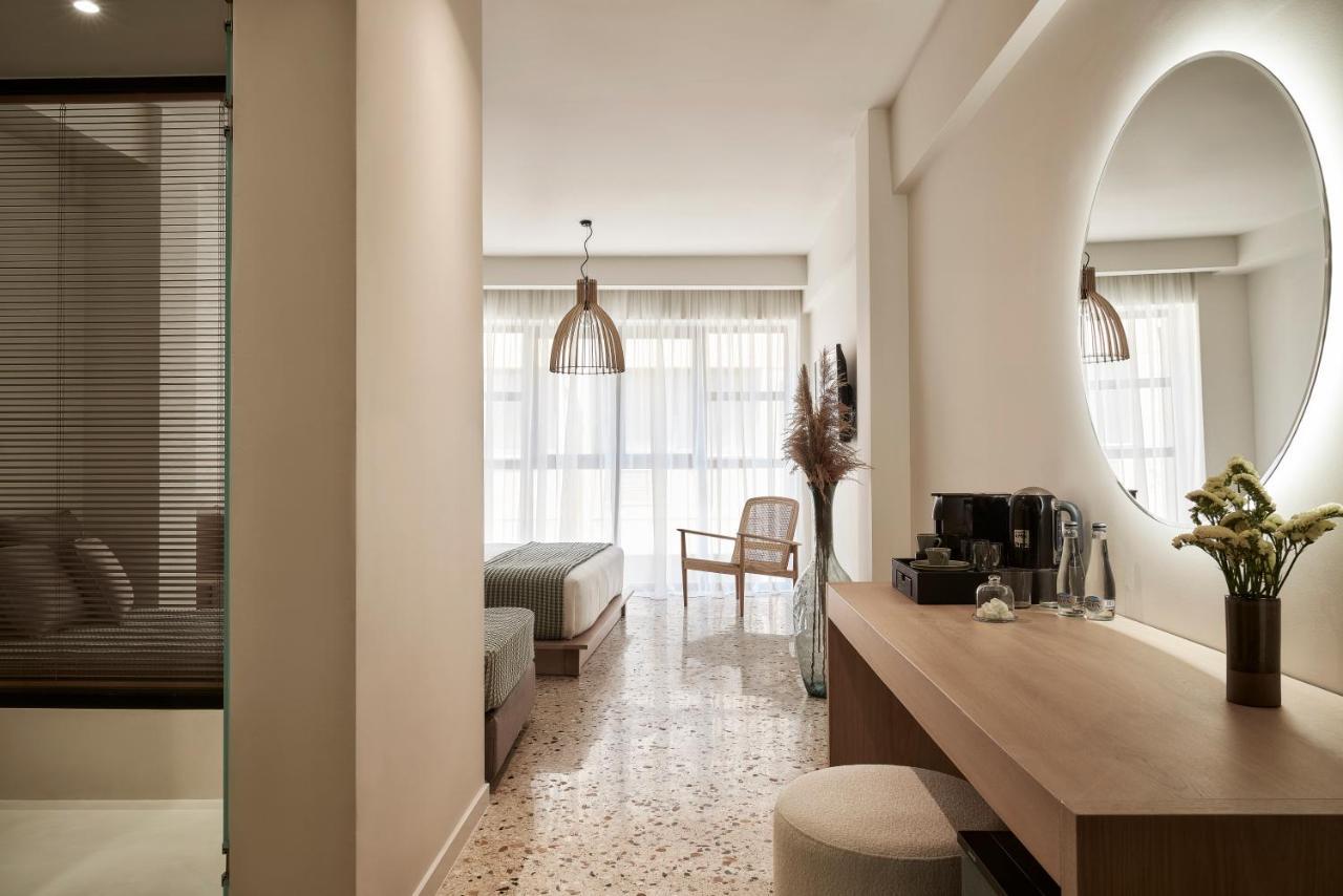 Vasi Hotel Athena Bagian luar foto